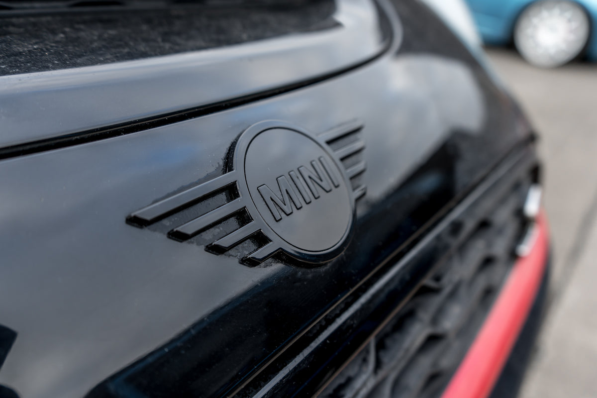 Mini R56 Back Logo Front F56 Black MINI Badge – Lohen - Mini Tuning & Performance Specialist