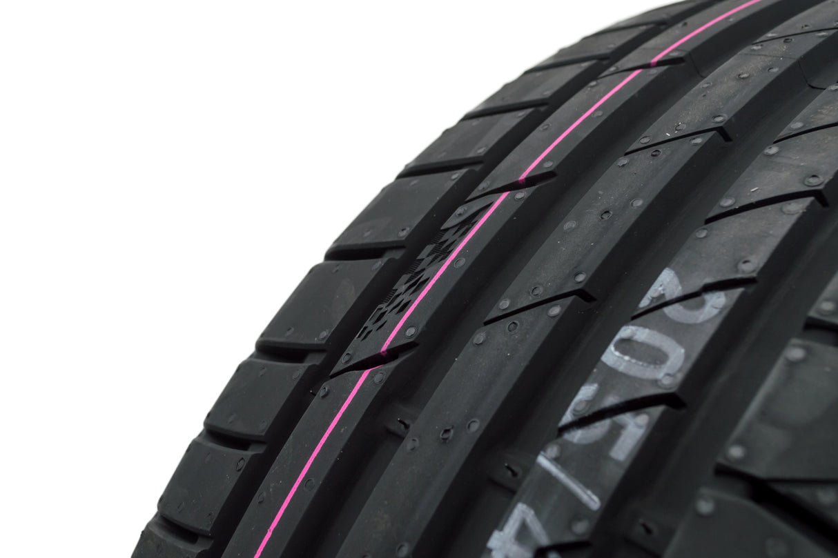 Kumho Ecsta PS71 High Performance MINI Tyre