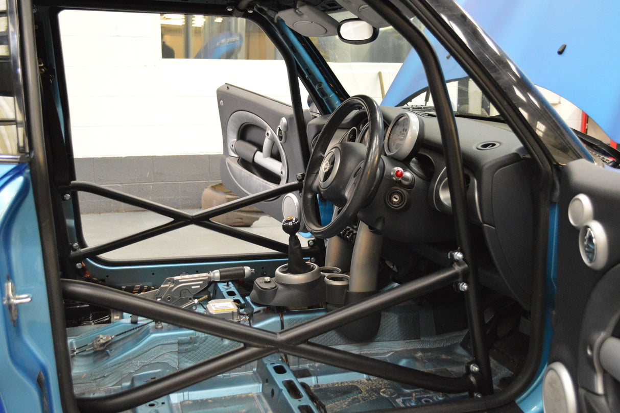 Safety Devices Bolt-in Rollcage with Cross section and harness bar for MINI R50/R53 | Lohen MINI